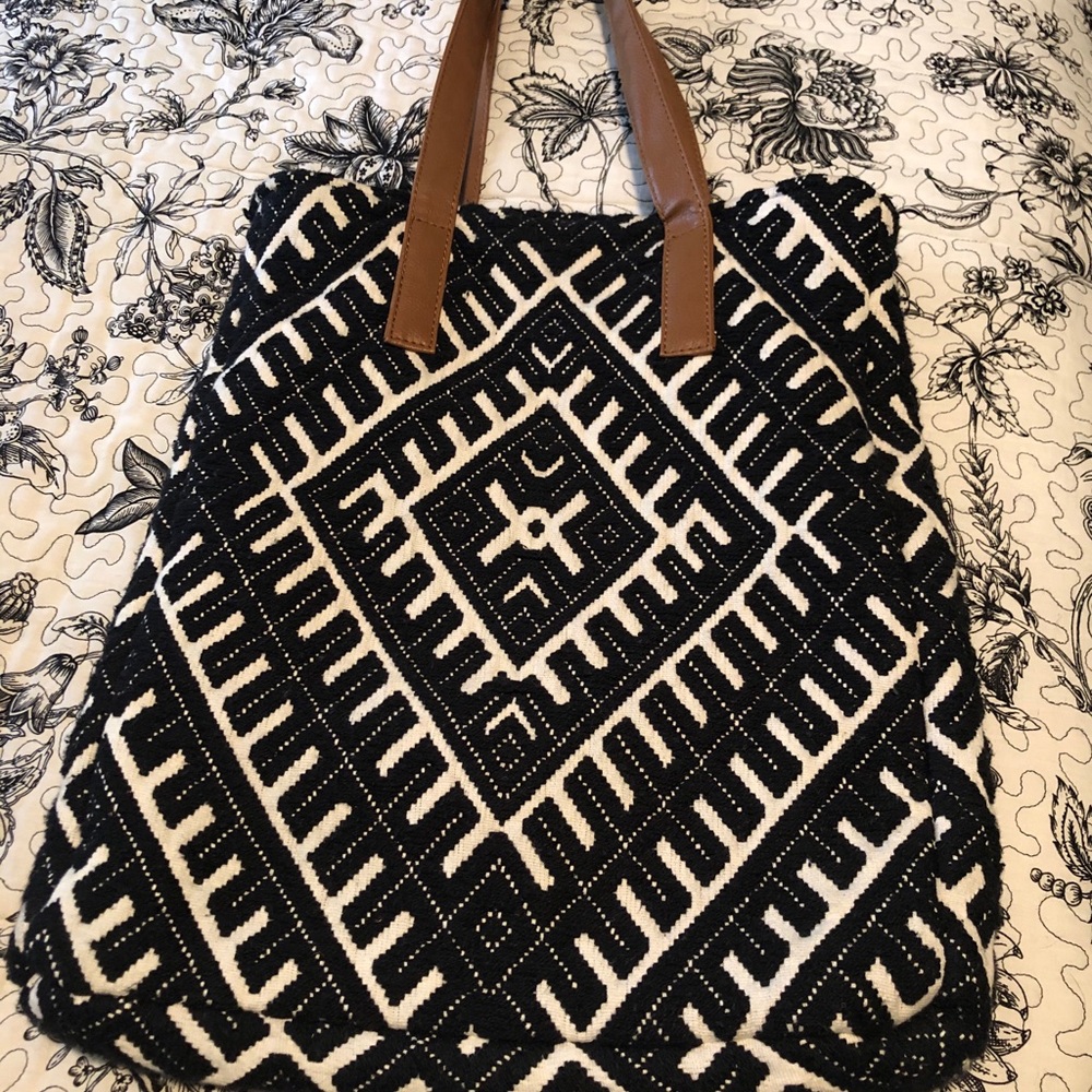 Lovestitch Black and White Geometric Tote